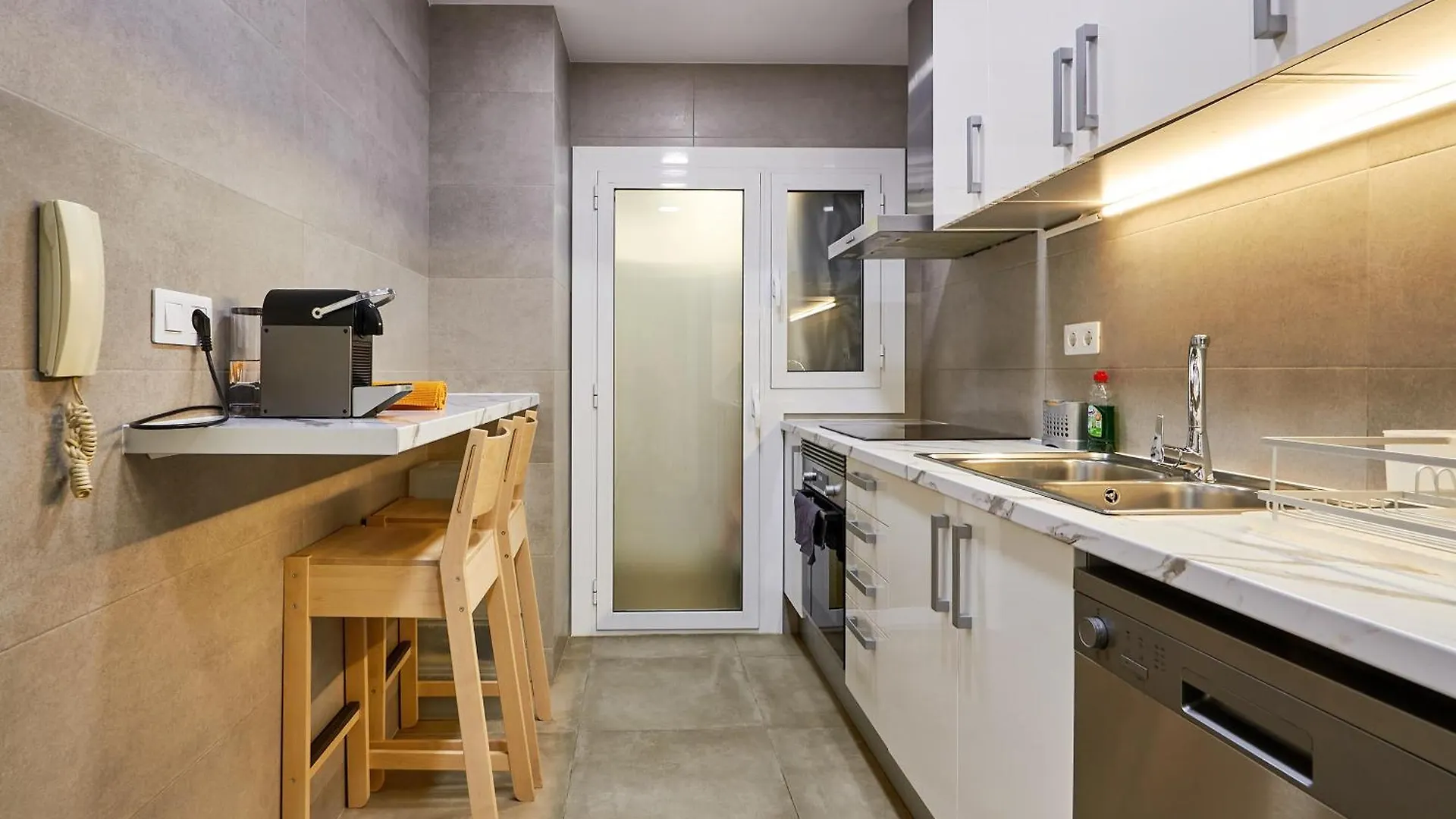 Family Apartment Camp Nou By Maison Pinata Βαρκελώνη